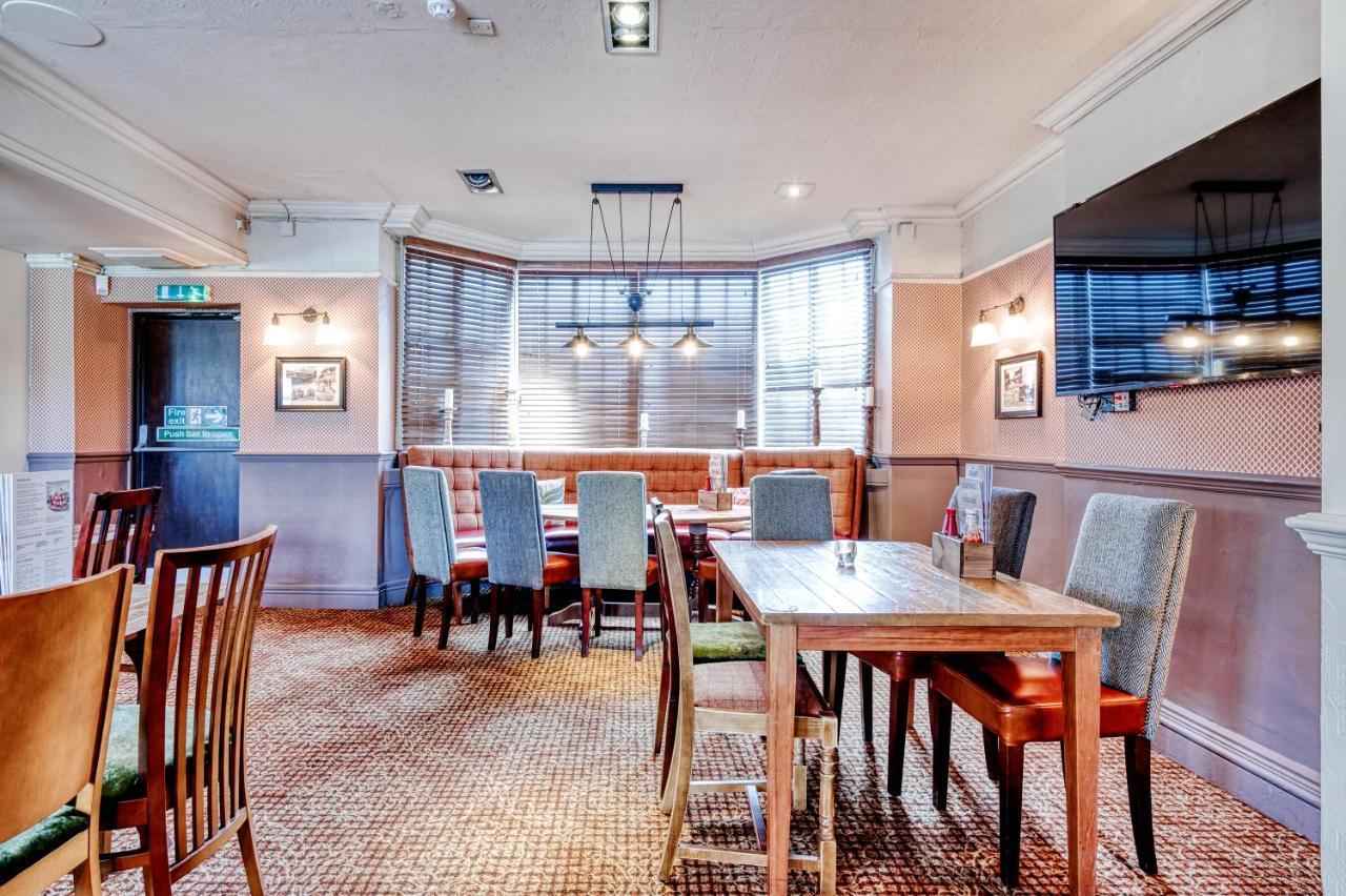 The Wheatsheaf By Innkeeper'S Collection Уокинг Экстерьер фото
