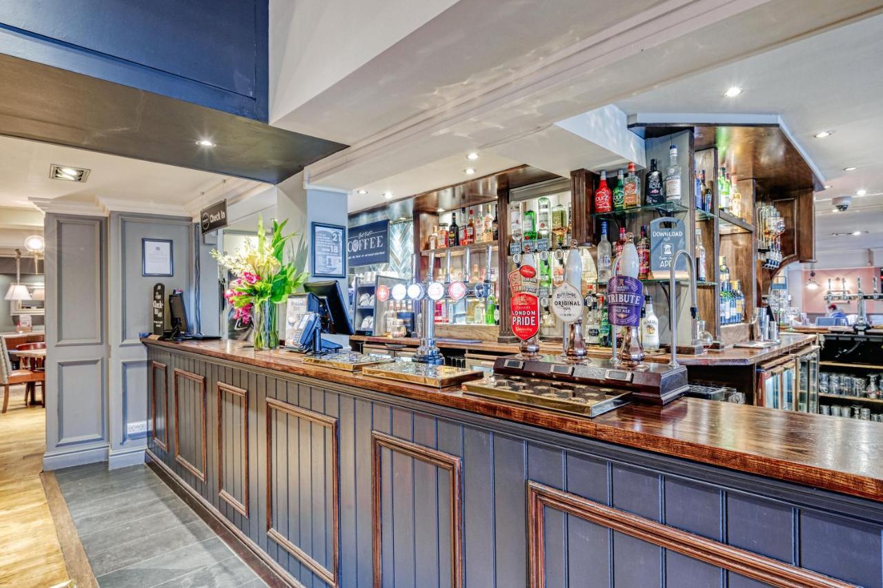 The Wheatsheaf By Innkeeper'S Collection Уокинг Экстерьер фото